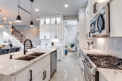 2043 Canada Drive, Dallas, TX 75212 - Photo 21