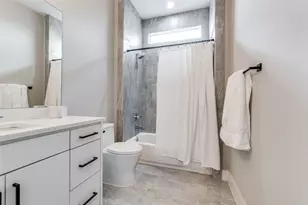 2043 Canada Dr, Dallas, TX 75212 - Photo 31