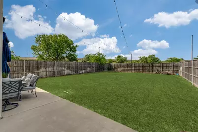 2043 Canada Drive, Dallas, TX 75212 - Photo 39