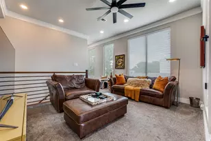 2043 Canada Dr, Dallas, TX 75212 - Photo 29