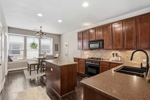 2451 Beachview Dr, Grand Prairie, TX 75054 - Photo 9