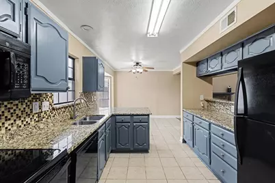 6832 Younger Drive, The Colony, TX 75056 - Photo 7