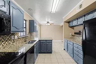 6832 Younger Dr, The Colony, TX 75056 - Photo 7