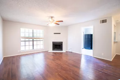 4777 Cedar Springs Road #4D, Dallas, TX 75219 - Photo 5