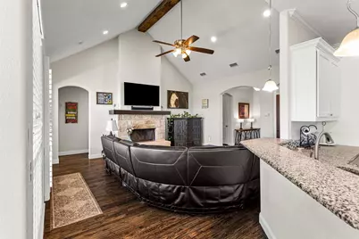 182 N Star Crossing Lane, Weatherford, TX 76088 - Photo 7