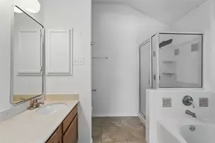 521 Bent Creek Dr, Garland, TX 75040 - Photo 25