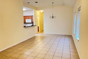 848 Mirabell Ct, Arlington, TX 76015 - Photo 5