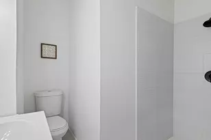 611 Cherry St, Bowie, TX 76230 - Photo 19