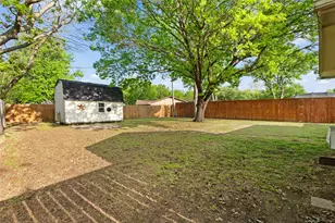 904 Kent Dr, Gainesville, TX 76240 - Photo 17