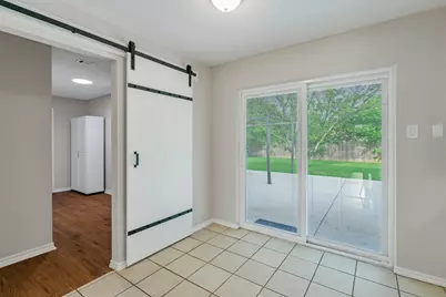 445 Parkridge Boulevard, Burleson, TX 76028 - Photo 19