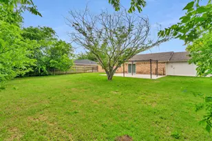 445 Parkridge Blvd, Burleson, TX 76028 - Photo 35