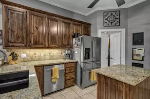 147 Tyler Ct, Fort Worth, TX 76108 - Photo 11