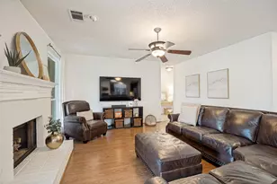 1214 Grimsworth Ln, Allen, TX 75002 - Photo 5