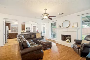 1214 Grimsworth Ln, Allen, TX 75002 - Photo 3