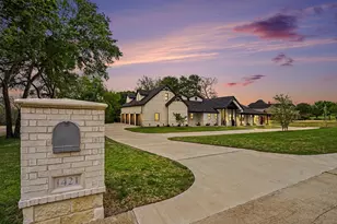 1421 Red Oak Cir, Farmersville, TX 75442 - Photo 1