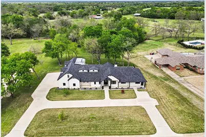 1421 Red Oak Circle, Farmersville, TX 75442 - Photo 3