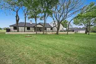 1421 Red Oak Cir, Farmersville, TX 75442 - Photo 39