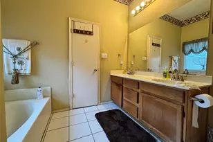 513 Shannon Cir, DeSoto, TX 75115 - Photo 7