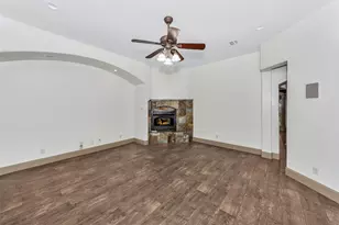 7612 Willowood Ct, Fort Worth, TX 76112 - Photo 15