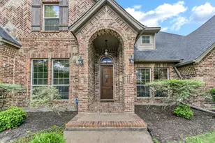 7612 Willowood Ct, Fort Worth, TX 76112 - Photo 3