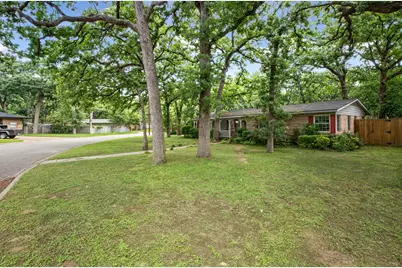 1311 W Lavender Lane, Arlington, TX 76013 - Photo 23