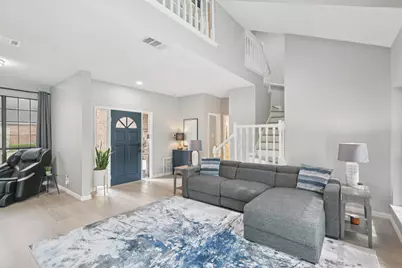 209 Cimarron Trail #6, Irving, TX 75063 - Photo 3