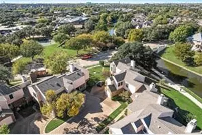 209 Cimarron Trail #6, Irving, TX 75063 - Photo 29