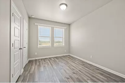 6835 Deleon Street, Irving, TX 75039 - Photo 27