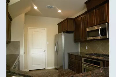 4664 Perthshire Court, Plano, TX 75024 - Photo 9