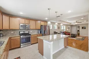 2112 Beachfront Dr, Frisco, TX 75036 - Photo 7