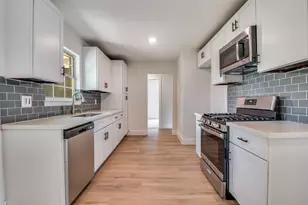 1625 Proctor Dr, Grand Prairie, TX 75051 - Photo 13