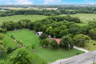 571 S 1st St, Point, TX 75472 - Photo 25