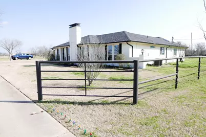 1301 Davis Lane, Terrell, TX 75160 - Photo 11