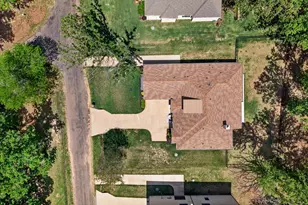 233 Hide A Way Dr, Mabank, TX 75156 - Photo 27