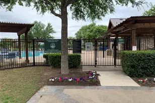 4301 Cassandra Dr, Flower Mound, TX 75022 - Photo 7