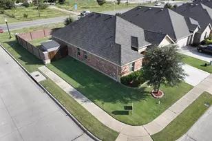 1060 Sadie St, Forney, TX 75126 - Photo 7