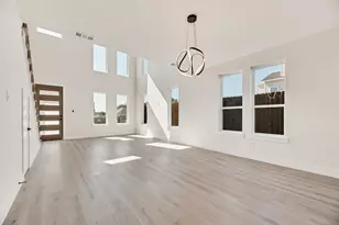 6046 Plum Dale Rd, Dallas, TX 75241 - Photo 9