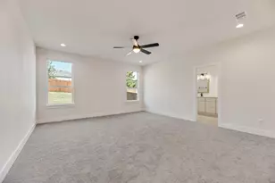 6046 Plum Dale Rd, Dallas, TX 75241 - Photo 13