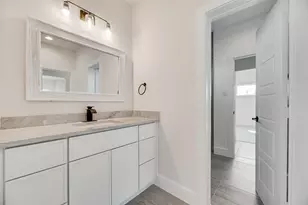 6046 Plum Dale Rd, Dallas, TX 75241 - Photo 23