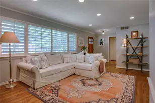 4610 Rockaway Dr, Dallas, TX 75214 - Photo 7