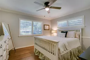 4610 Rockaway Dr, Dallas, TX 75214 - Photo 29