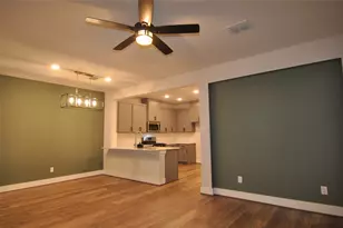 829 Crystal Oak Ln, Arlington, TX 76005 - Photo 5