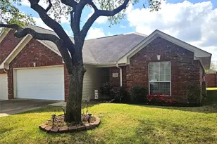 5401 Hollytree Dr, Tyler, TX 75703 - Photo 3