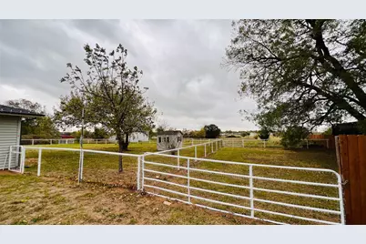 7301 Fishtrap Road, Cross Roads, TX 76227 - Photo 31