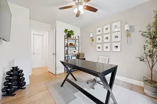 10521 Evangeline Way, Dallas, TX 75218 - Photo 21