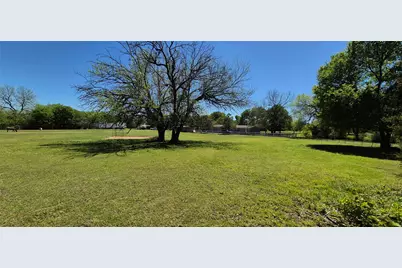 1199 County Road 1245, Savoy, TX 75479 - Photo 3