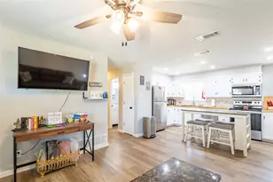 1660 W Cage St, Stephenville, TX 76401 - Photo 9