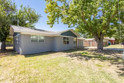 1660 W Cage Street, Stephenville, TX 76401 - Photo 3