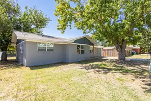 1660 W Cage St, Stephenville, TX 76401 - Photo 3