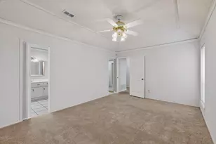 2800 Hedgeway Dr, Arlington, TX 76016 - Photo 31